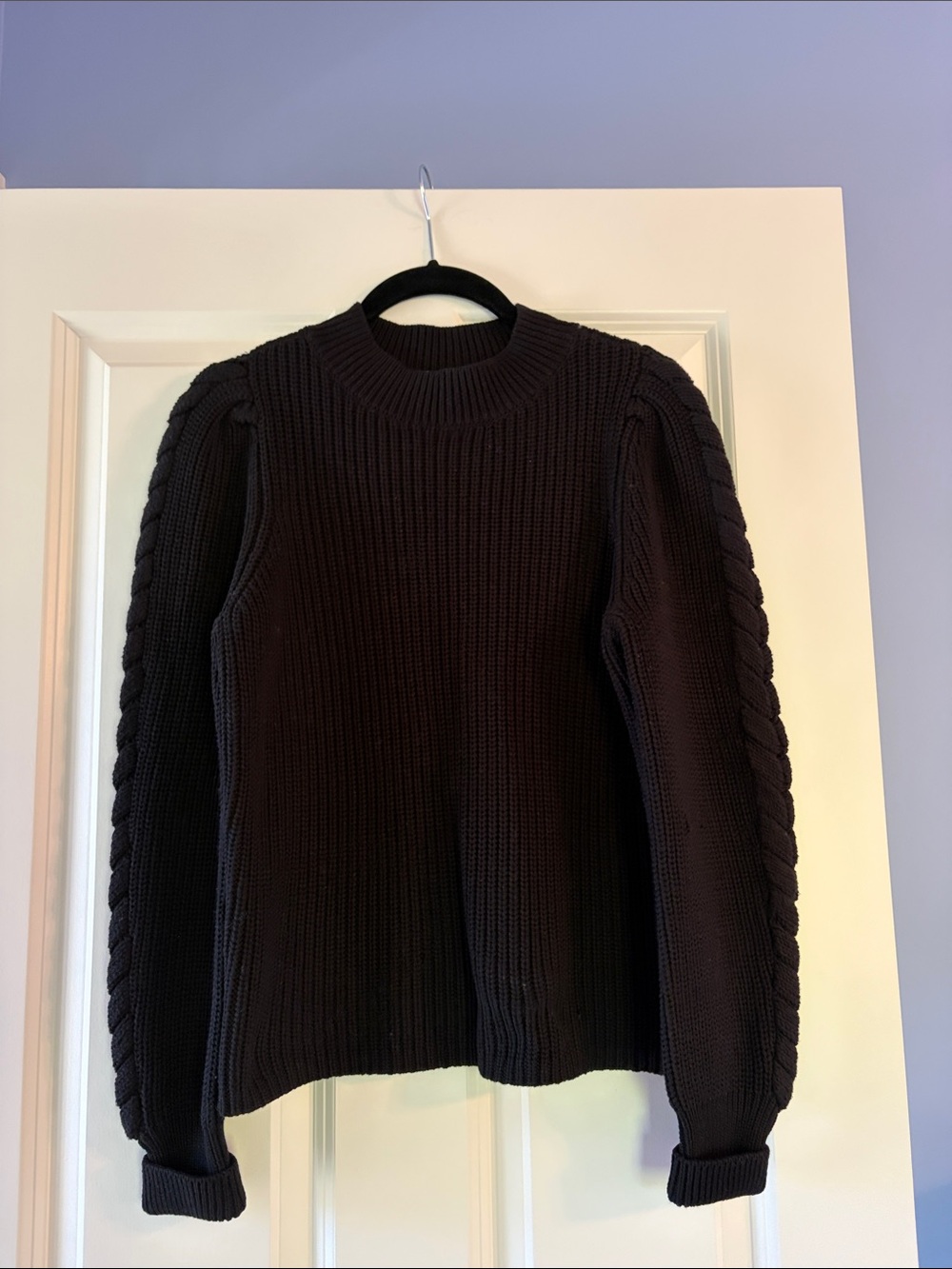 525 Black Cable-Detail Crewneck Sweater